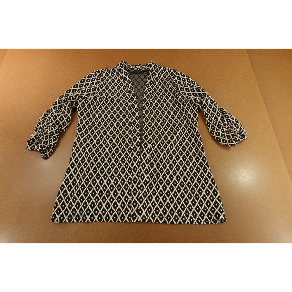 Susan Graver Weekend Womens Size Medium Geometric Print Open Front Cardigan New